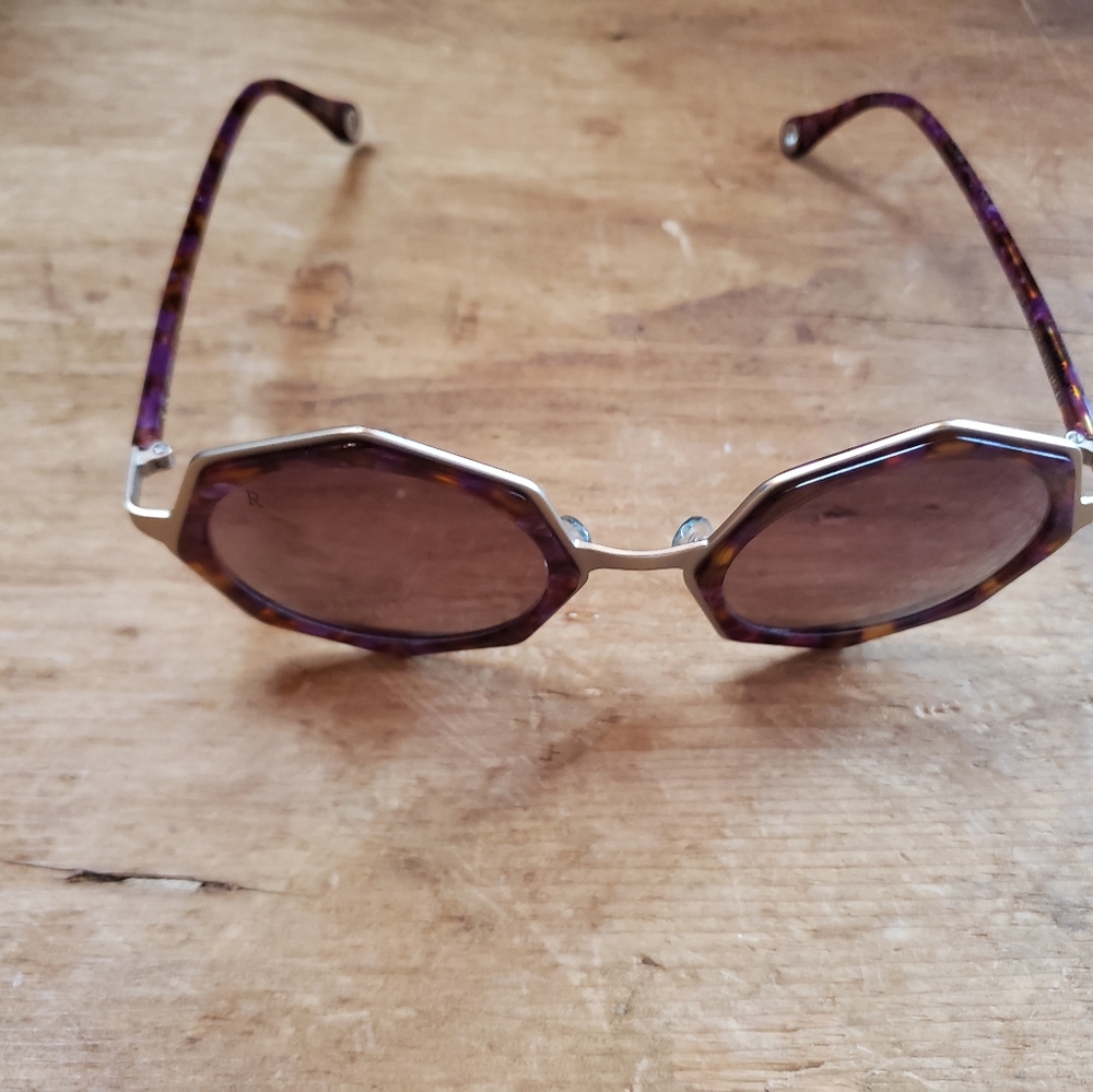 RAEN hexagonal sunglasses with tortoise and silver frame - Picture 2 of 6